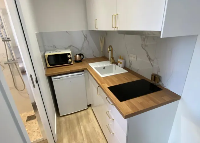 La Casetta Serena, Climatise, Wifi, Proche Μεντόν